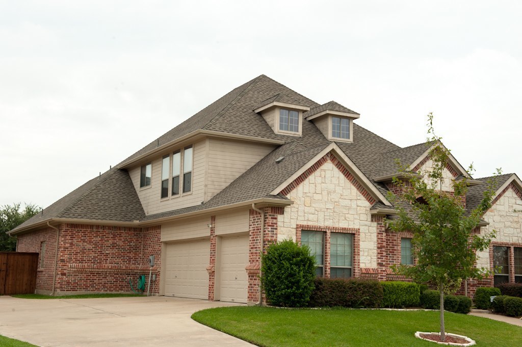 Nice House with new roof